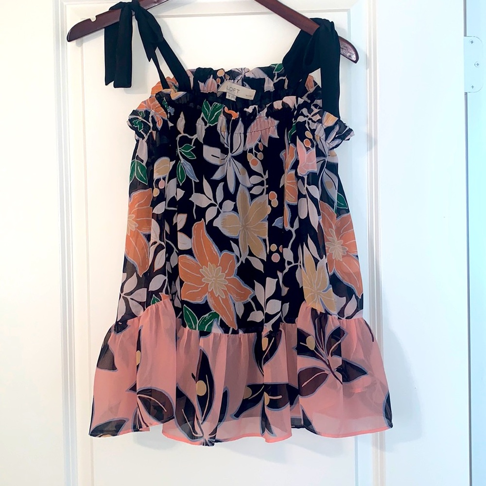 NWOT Off the Shoulder Flowy Floral Top